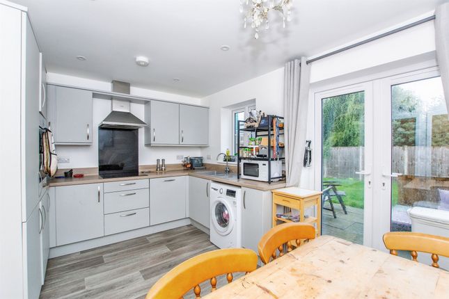 11, Delamore Drive, Wisbech photo 2