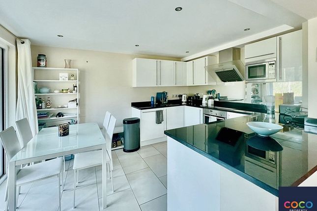 Flat 135, Atlantic House, Portland photo 3
