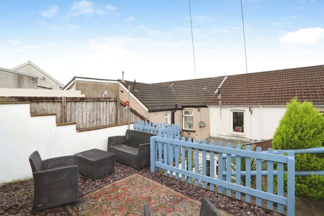 150, Merthyr Road, PONTYPRIDD photo 3