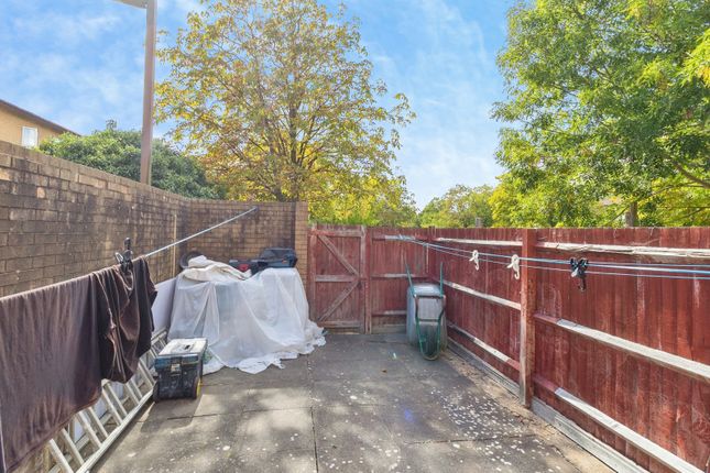 54, Mullion Place, Milton Keynes photo 3