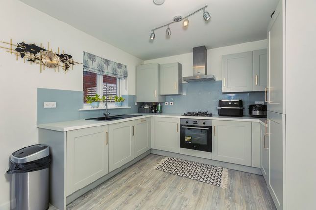 17, Abbotsley Road, Runcorn photo 2