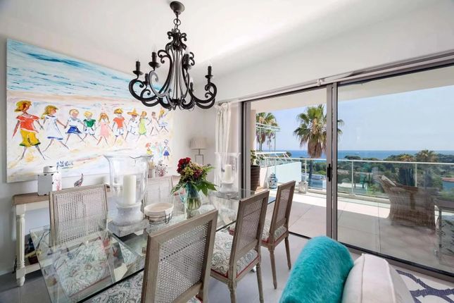 Penthouse for sale in Antibes, 06600, France