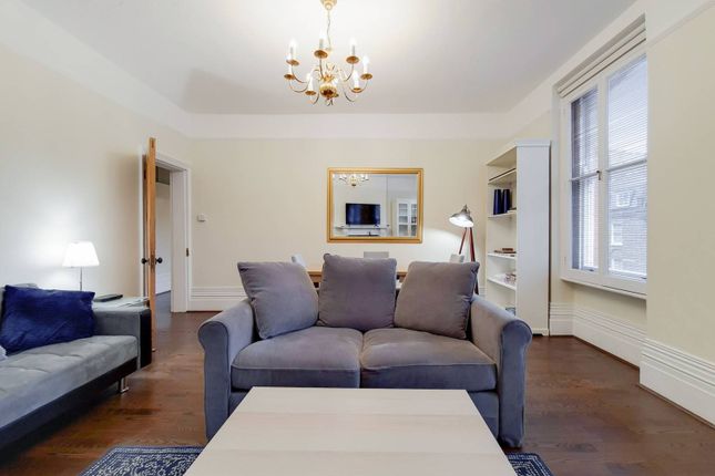 Flat to rent in Churston Mansions WC1X, Bloomsbury, London,