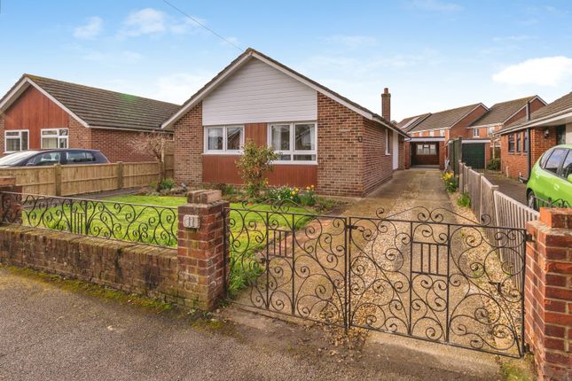 3-bed bungalow on 11, Orchard Lane, Hampshire, £525,000