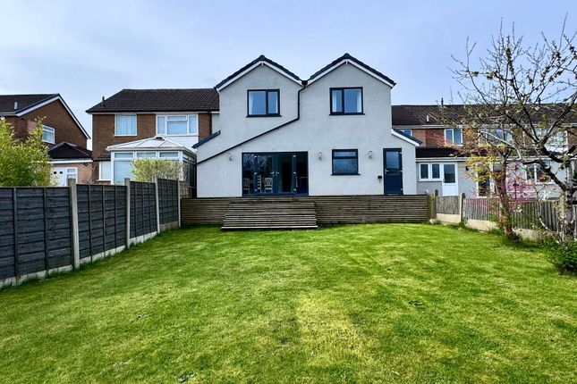 25 Bowland Road, Glossop photo 2