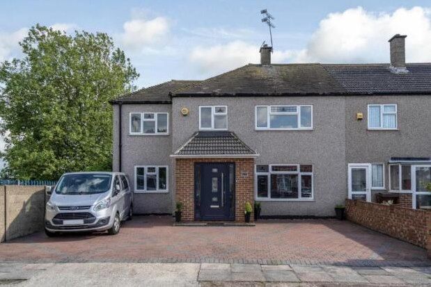 Thumbnail End terrace house to rent in Curzon Crescent, Barking