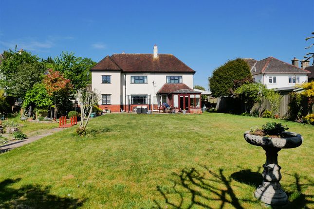Sherwood, 2, Quemerford, Calne photo 2