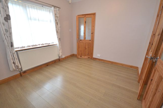 Terraced house to rent in Kilnsea Grove, Hull