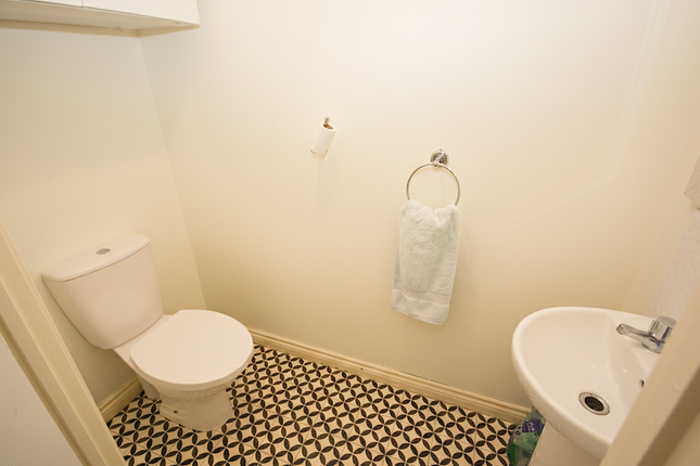 29 Quilter Grove, Manchester photo 2