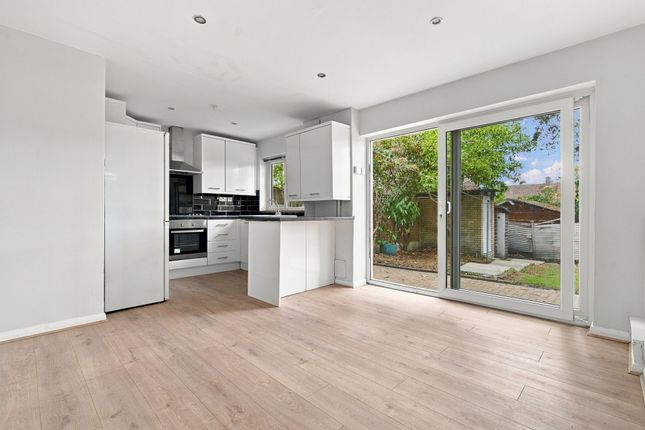 65 Liddell Way, Ascot photo 3