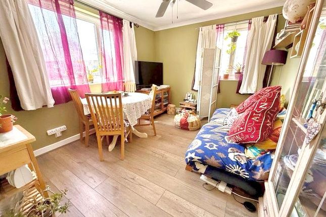 43a, St. Peters Road, Dunstable photo 2