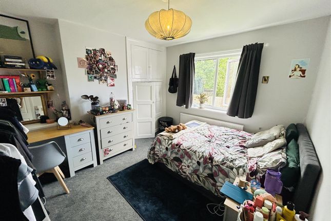 10, Winston Mount, Leeds photo 5