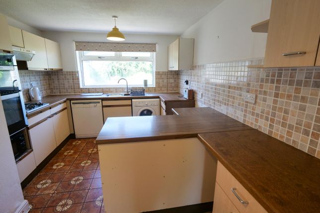 10, Warton Avenue, Morecambe photo 4