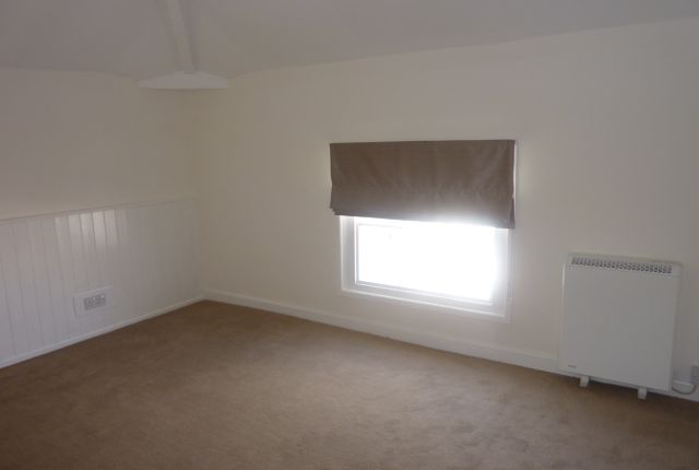 Flat to rent in Borough Street, Castle Donington, Derby