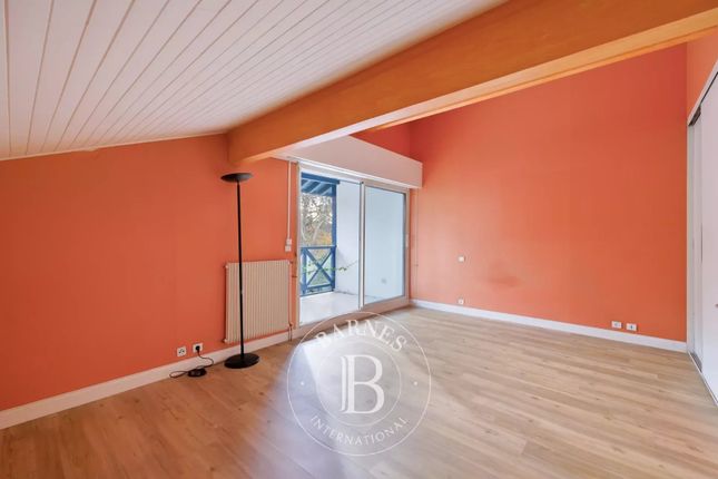 Apartment for sale in Ciboure, 64500, France