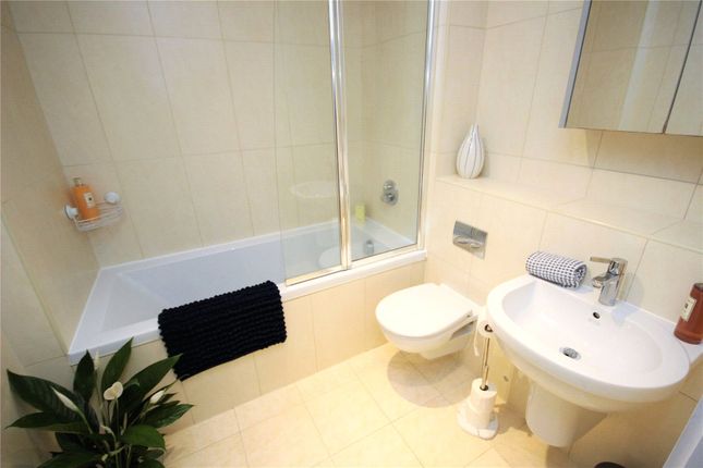 2 Bed Flat For In The Met Apartments Hilton Street Manchester 10 Of The Met Apartments Hilton Street Manchester M1