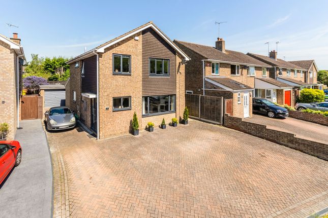 Thumbnail Detached house for sale in Meadow Close, Farmoor