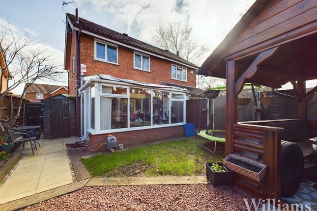 20 Alderson Close, Aylesbury photo 2