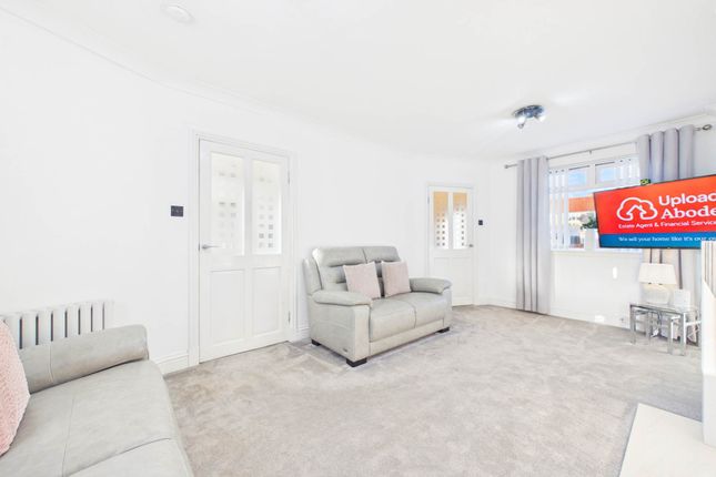 23, Langholm Crescent, Wishaw photo 4