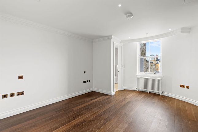6, 6 Charles Street, London photo 3