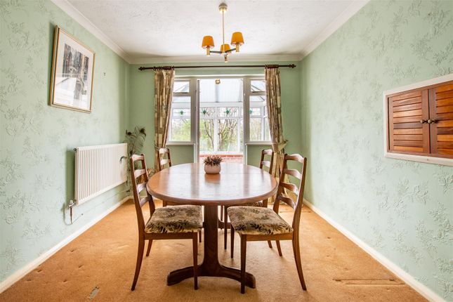 49, Ludlow Close, Bristol photo 3