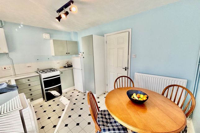 50, Hoylake Drive, Peterborough photo 4