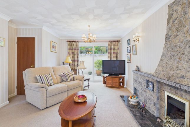 41, Blenheim Close, Newton Abbot photo 2