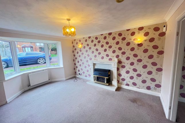 10, The Dene, Blackburn photo 2