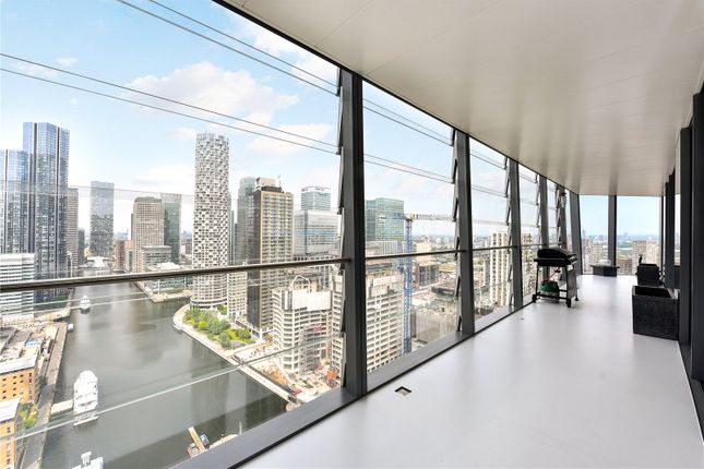 Flat for sale in Dollar Bay Point, 3 Dollar Bay Place, Canary Wharf, London