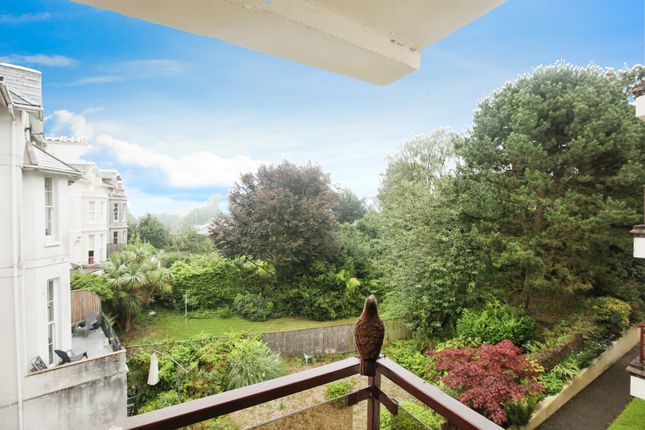 Flat 13, Walnut Court, 10, Walnut Road, Torquay photo 2