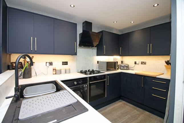16, Birch Lane, Thornton-Cleveleys photo 2