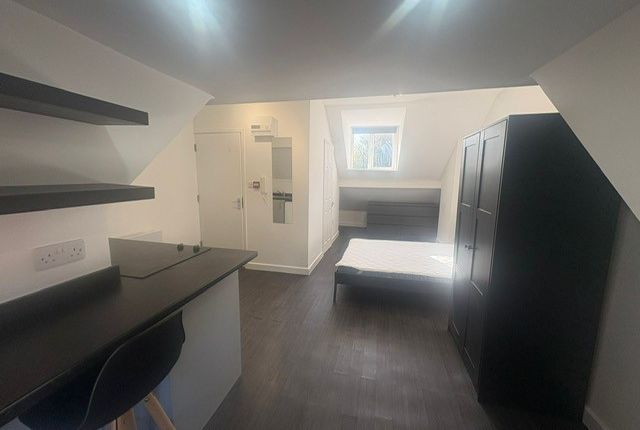 Flat 3, Birmingham photo 2