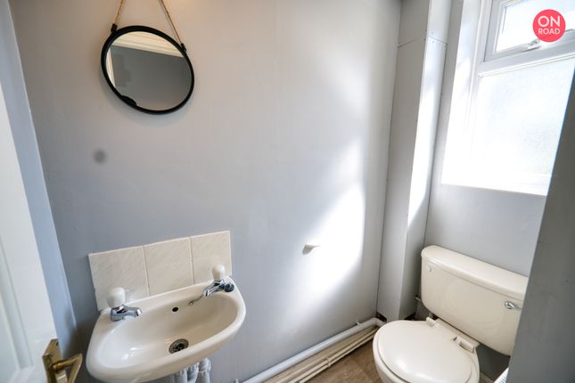 45, Ringley Meadows, Radcliffe photo 2