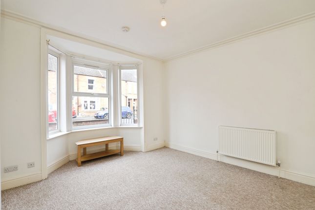76, Huntingtower Road, Grantham photo 2