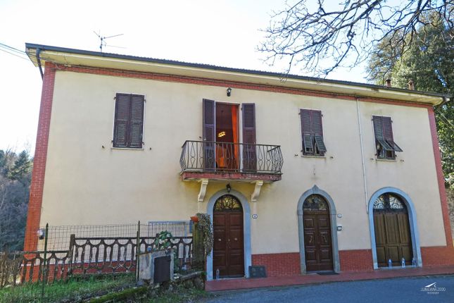 Apartment for sale in Massa-Carrara, Bagnone, Italy