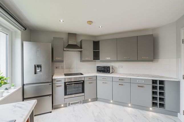 14, Peploe Rise, Dunfermline photo 2