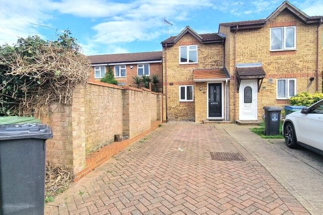 Thumbnail Detached house to rent in Pioneer Way, Watford, Hertfordshire