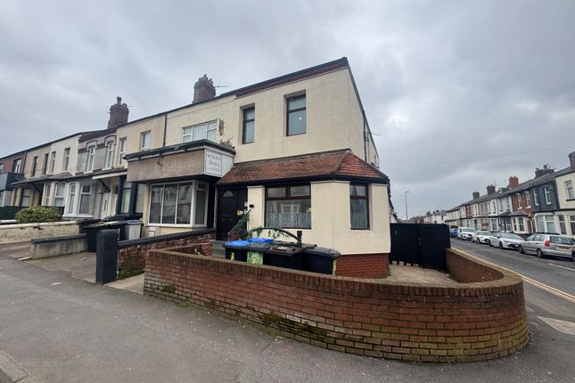 Studio parking on 7, Grosvenor Street, Blackpool, £150,000