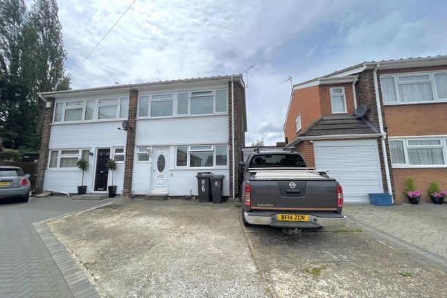 Thumbnail Terraced house to rent in Warren Field, Epping
