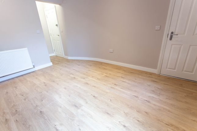 Westgate Road, L15 5BA photo 4
