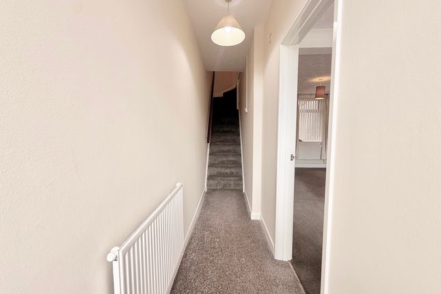 5 David Street, Bridgend photo 2