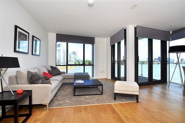 Flat to rent in Chelsea Wharf, Lots Road