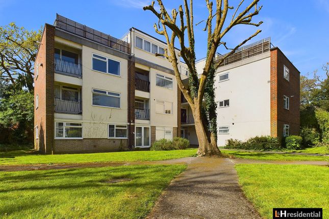 Thumbnail Flat to rent in Dunraven Drive, Enfield