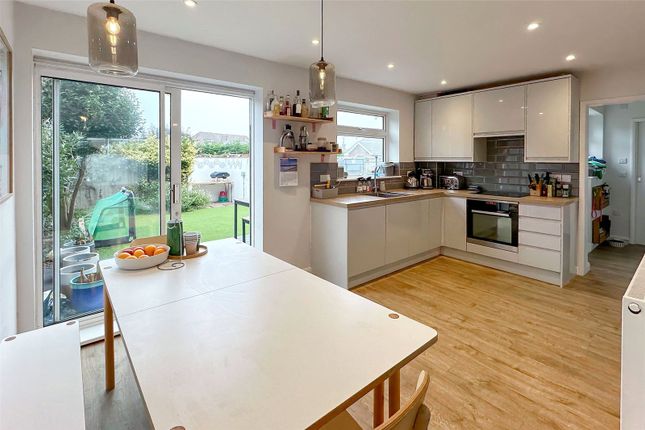 7, Orchard Gardens, Littlehampton photo 4