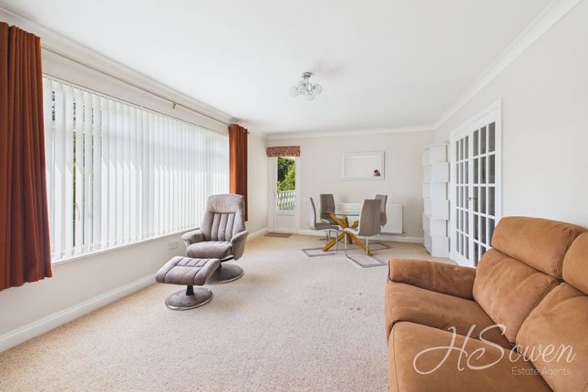 32 Torwood Court, Old Torwood Road, Torquay photo 4