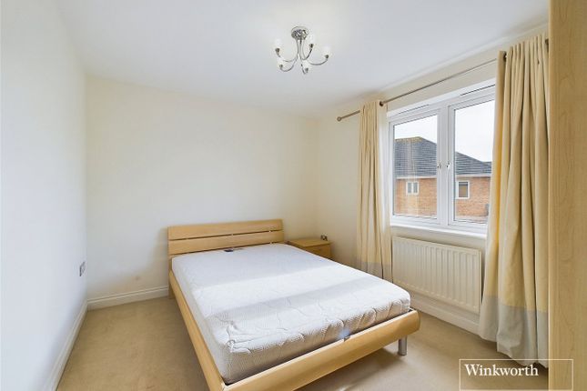 Flat to rent in Blakes Quay, Gas Works Road, Reading, Berkshire