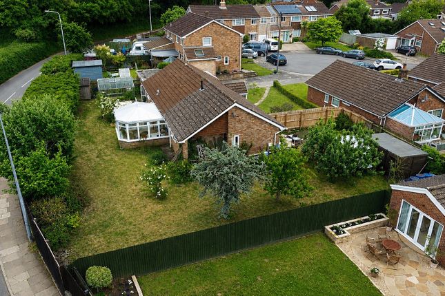 24, Parc-y-felin, Cardiff photo 4
