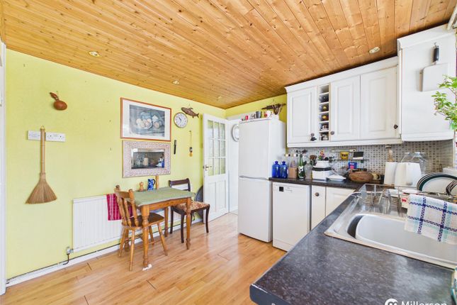 15, Polgine Lane, Camborne photo 3