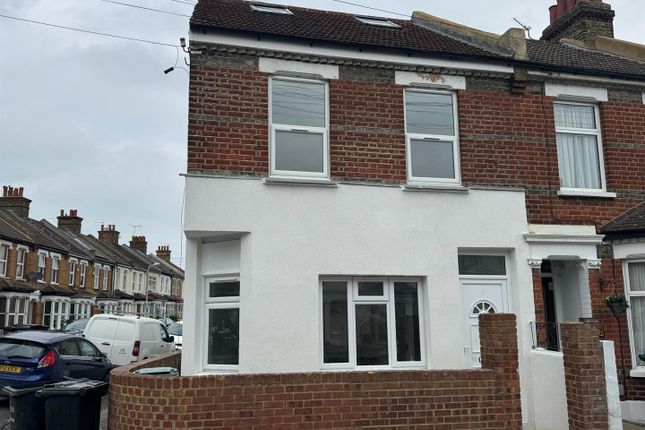 Thumbnail Terraced house to rent in Granville Road, Gravesend