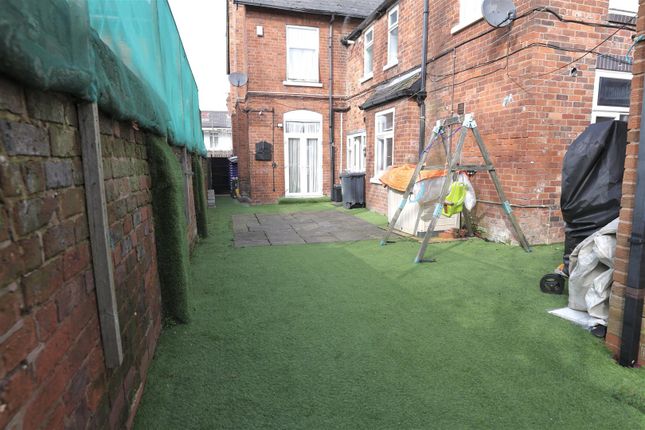 30, Lea Road, Wolverhampton photo 4